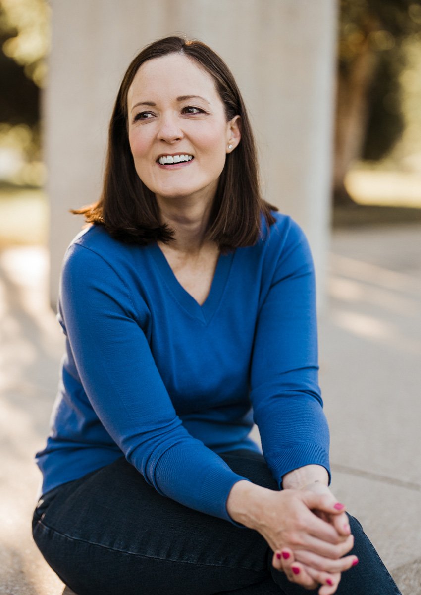 Meet Rebecca Mercurio, a licensed therapist in St. Louis, Missouri